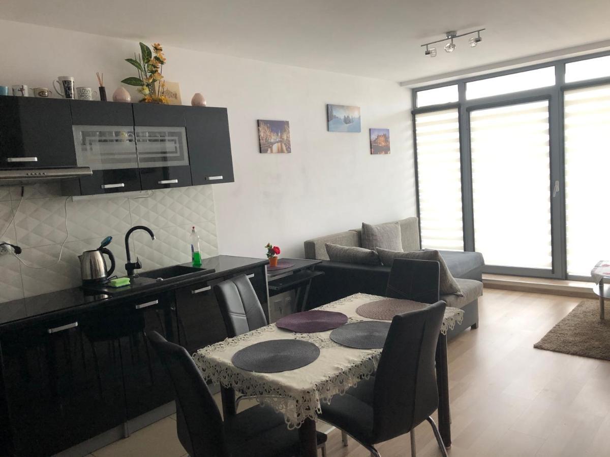 Apartament Nad Baltykiem Kolobrzeg Bagian luar foto