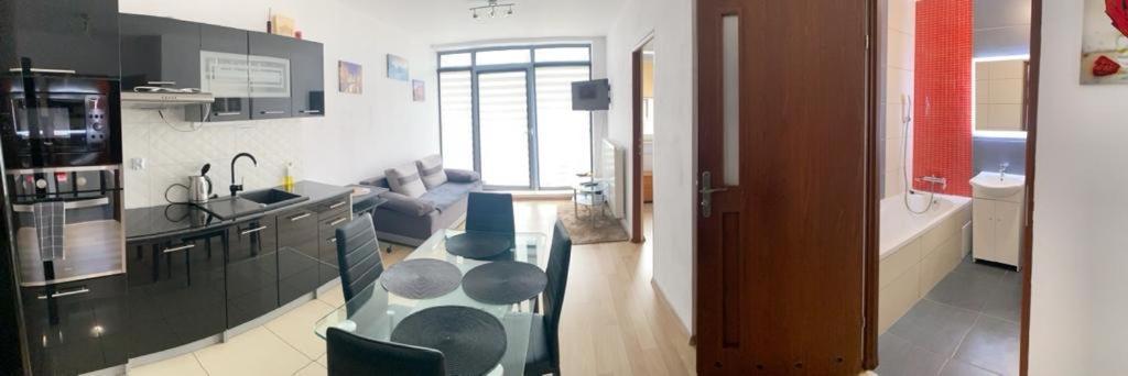 Apartament Nad Baltykiem Kolobrzeg Bagian luar foto