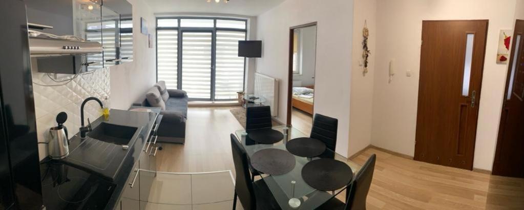 Apartament Nad Baltykiem Kolobrzeg Bagian luar foto